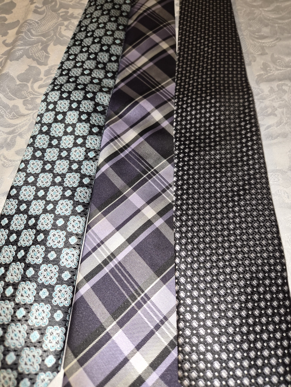 Duomo MILANO BUNDLE Men's Purple Plaid, Teal Patterned and Black Necktie Set